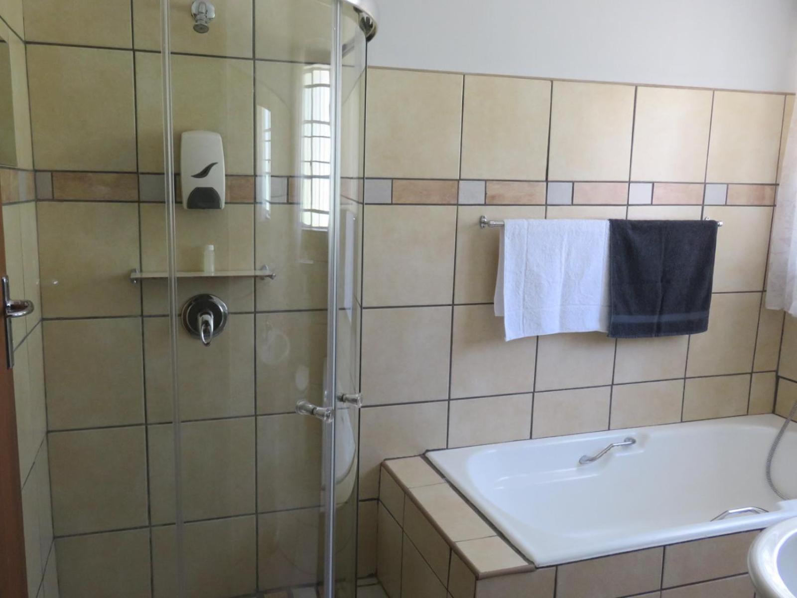 Cobblestone Court Hotel Colesberg Bagian luar foto